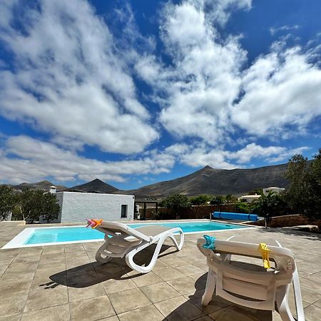 Casa Marisa With Heated Pool & Garden Villa Tindaya Exterior photo